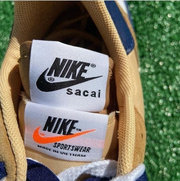 Nike x Sacai Vaporwaffle "Sesame Blue" - Picture 6 of 8